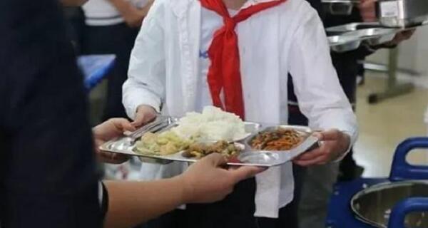 番禺沙灣鎮育才小學學生餐