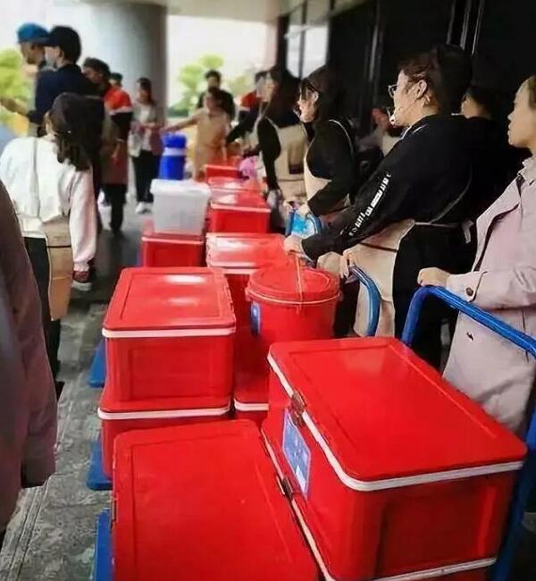 番禺區羅家橋虹小學營養餐配送